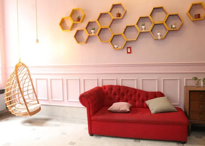 Voyage Recoleta Hostel
